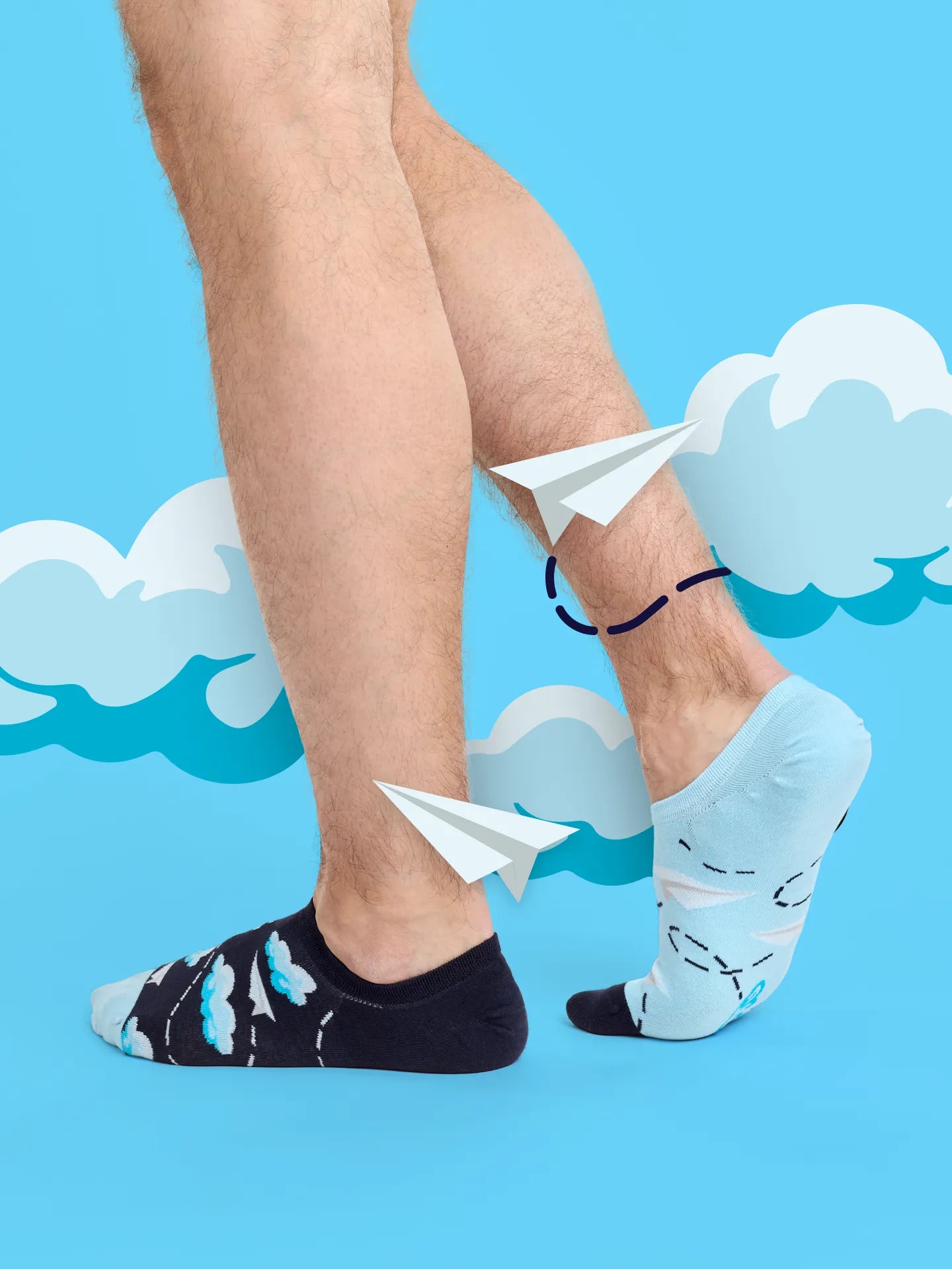 sneaker-socks-paper-planes-clouds-06/06201427d8e51cef22e789c89676785ccc033886