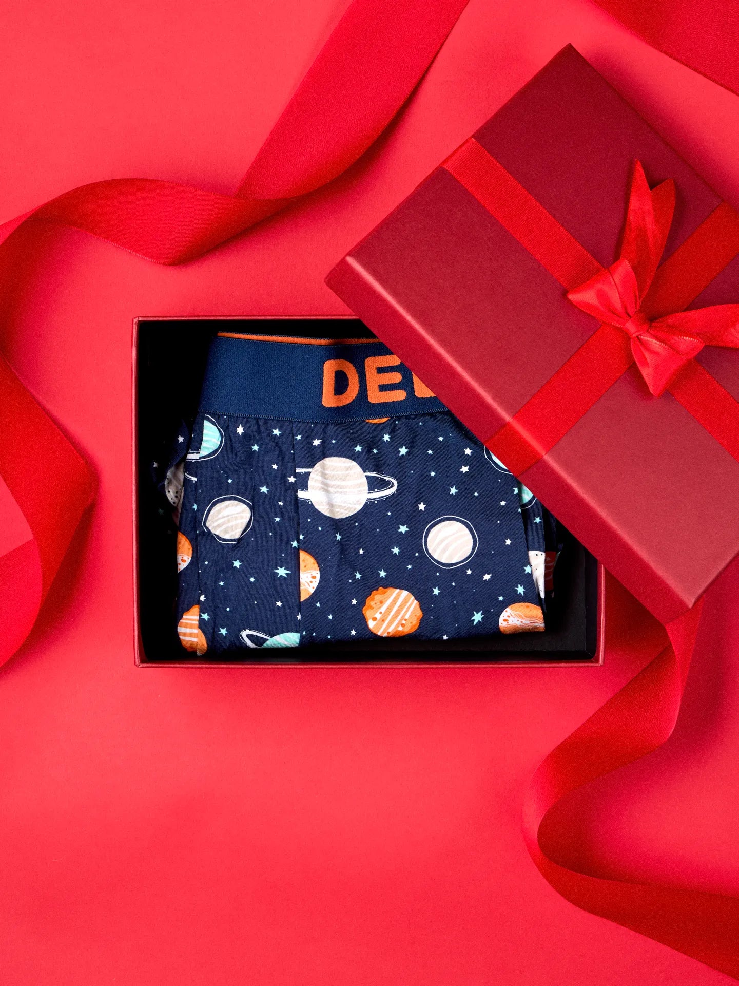 mens-trunks-cosmos-07/07ebfdaf12cee8de1c079245d23a50abee2793eb