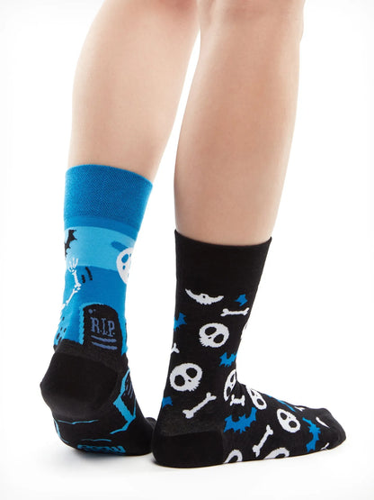 regular-socks-skeletons-21/214bb3cfd5c0309654744250349cf44065cf5ed3