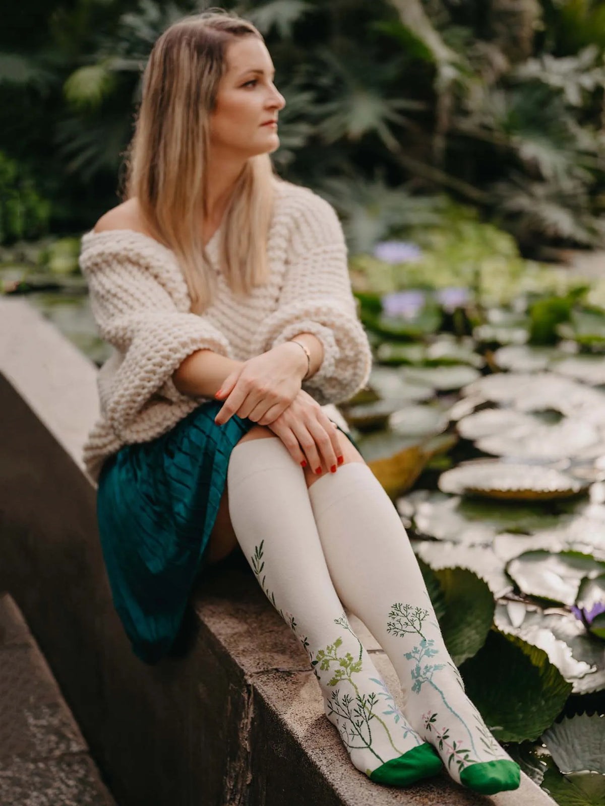 knee-high-socks-rosemary-31/3183743d1cdd9d489a37e0c18715beca760a954e