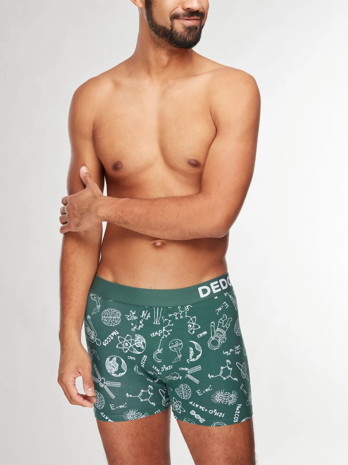 mens-trunks-physics-vs-chemistry-45/45870beae10e741955b8b0f47584f297ac662213