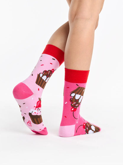regular-socks-pink-cupcakes-48/483b288af9f62ffb802ac91264a2a588e1207f18