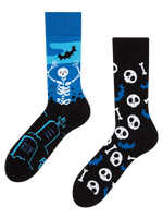 regular-socks-skeletons-58/58bba432785f07d22fc902dd1ffb62a0ecc52f12