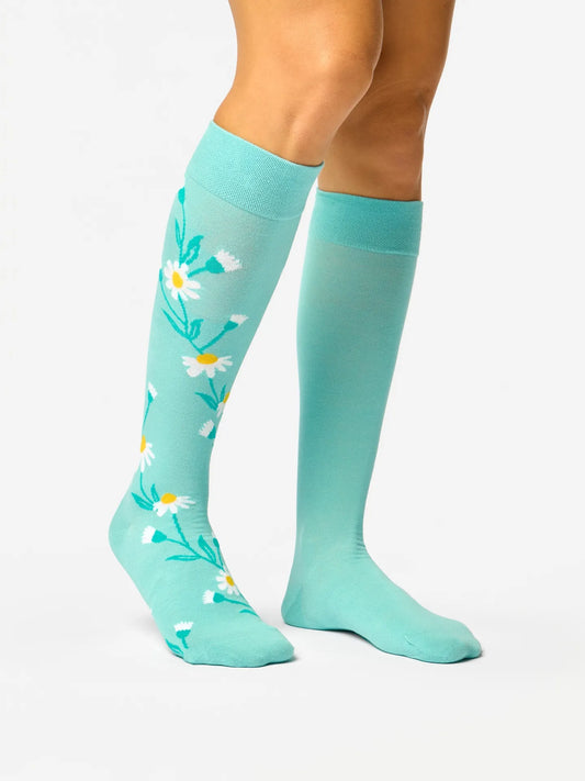 knee-high-socks-turquoise-chamomile-63/63913a811e39004efbbcb3e4dd52c7925db7eaca