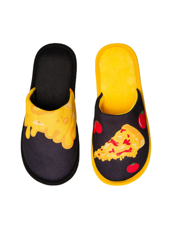 Vrolijke slippers Kaaspizza