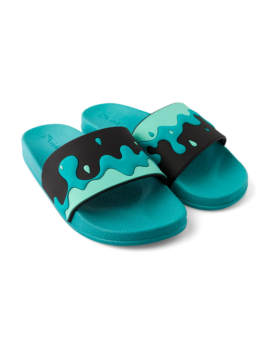 slides-turquoise-drops-91/919969d93625422ccce75d0d22eee28f2a925d41