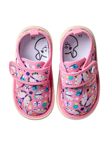 Vrolijke babyslippers Schattige vlinders