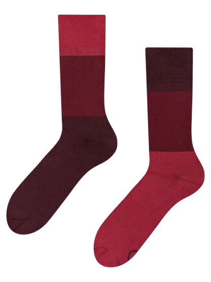 warm-socks-maroon-tri-color-b4/b4651321fdf6dfe0e7aaa02d9f96bce2884a6d02