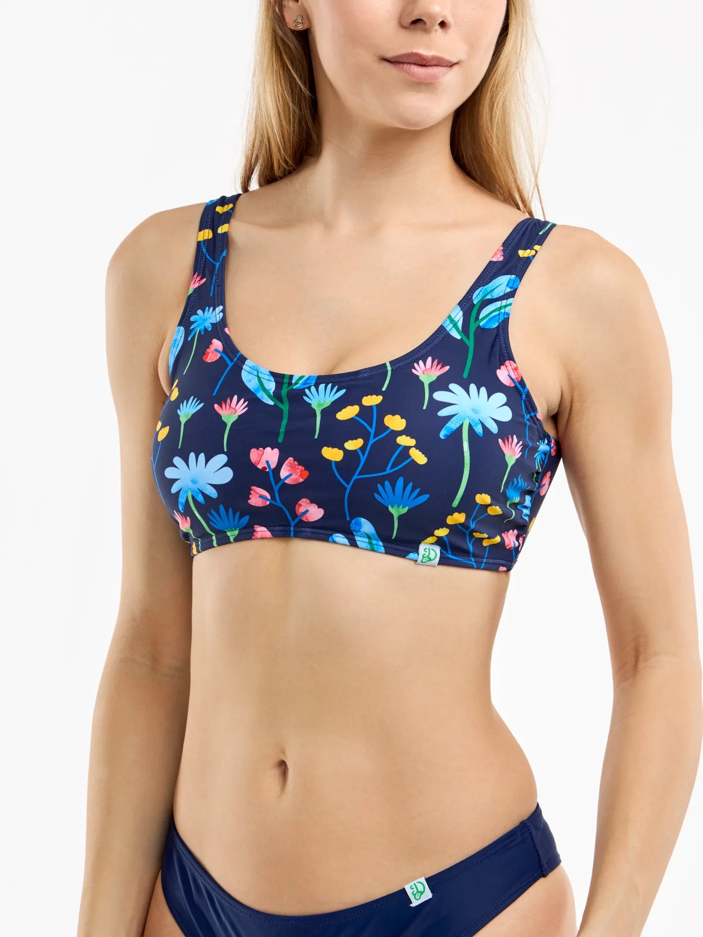 sporty-bikini-top-aquarelle-flowers-b6/b65d74a9f6fadc85aacca08246208232001b758c