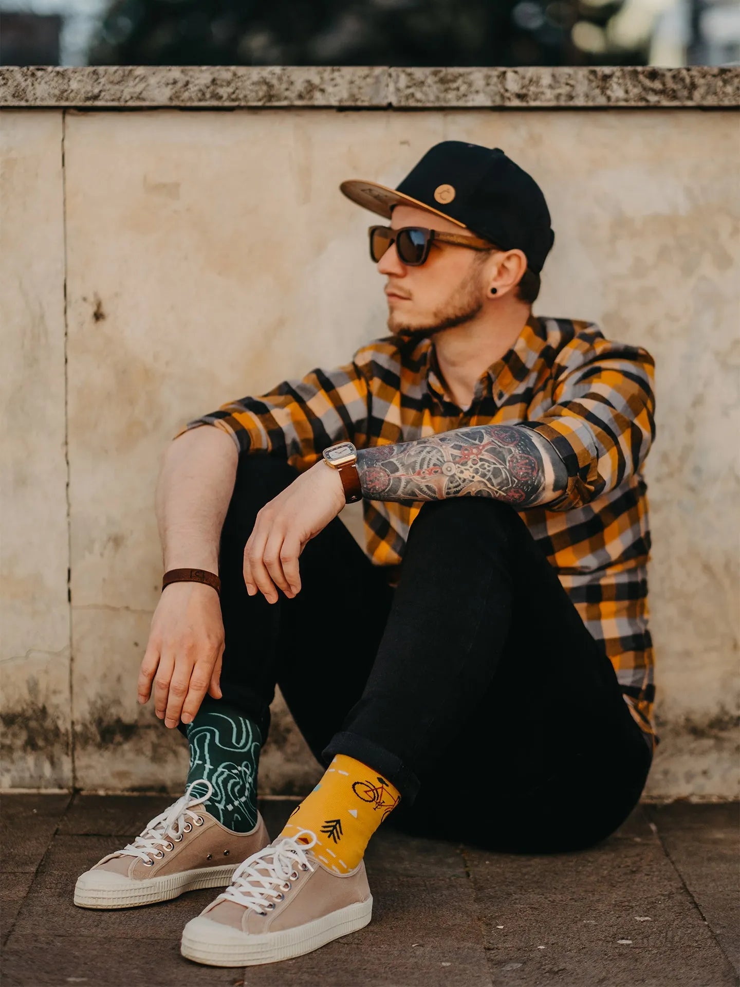 regular-socks-on-the-road-02-b6/b6c74963ed84706858f44cb770eae6585789d099