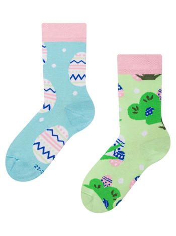 Chaussettes rigolotes pour enfants Trouver l’œuf