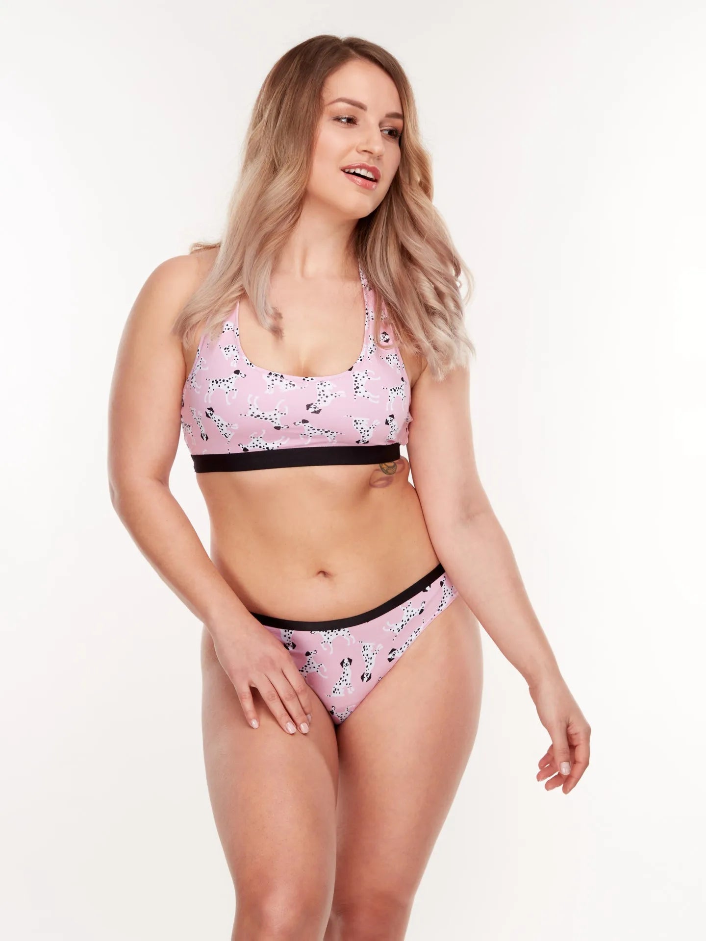 womens-briefs-pink-dalmatians-e9/e978dae82f94c79076689d228f26ed144427cdbd